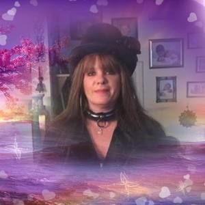 Meet your Posher, Lynda